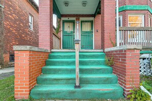 Exterior detail - Urban Retreat 1 Mi to Riverfront! Detroit Duplex (Detroit)
