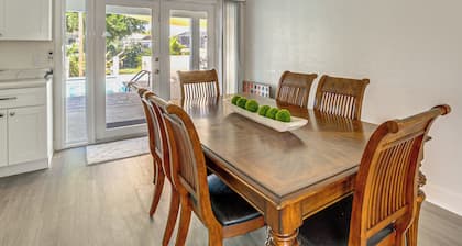 Fish, Swim & Boat: Riverfront Port Charlotte Home