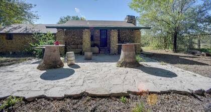 3 Mi to San Felipe Springs Park: Studio w/ Yard