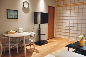 Comfort Villa | Blackout drapes, free WiFi