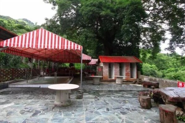 Garden - Juei-Suei Hotspring (Hualien)