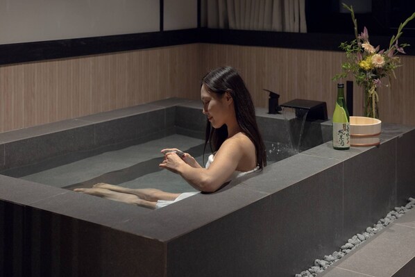 Signature Jacuzzi Room