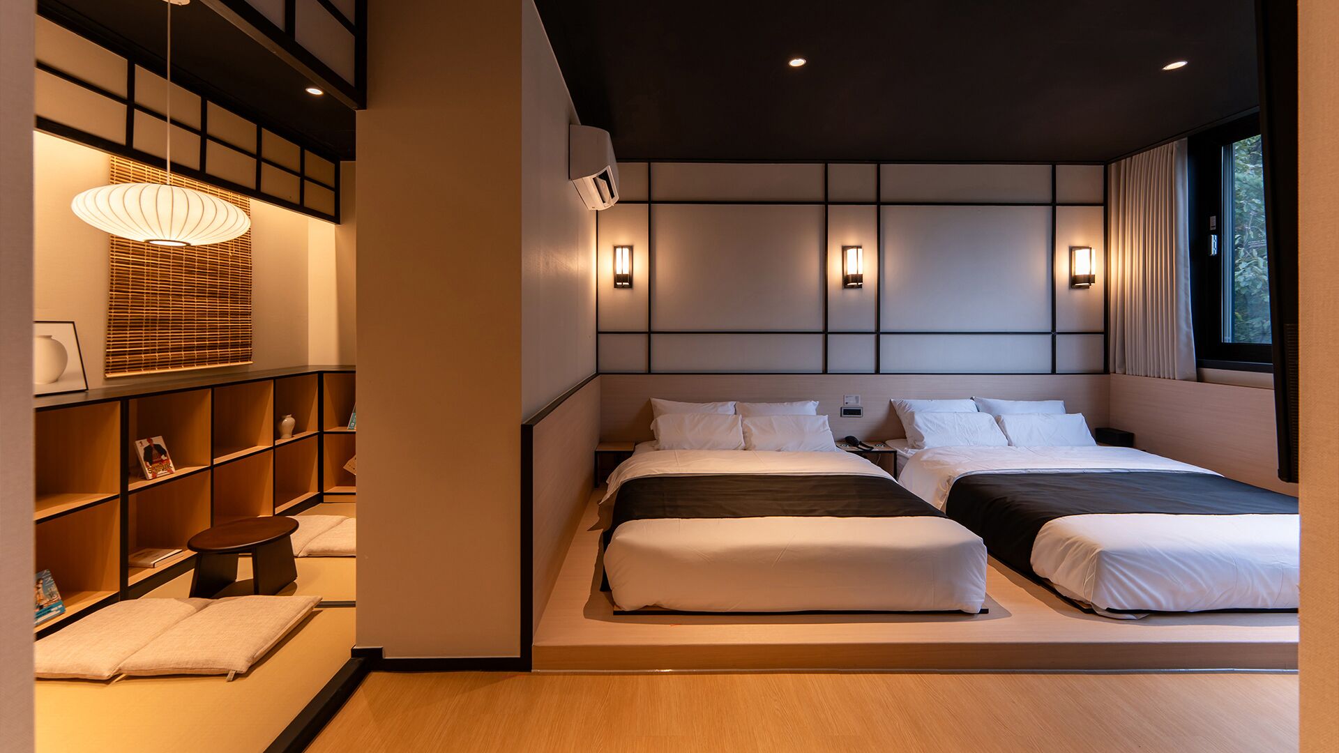 Signature Jacuzzi Room | Desk, laptop workspace, free WiFi