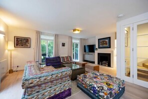 Room - Sophisticated Splendour (London)