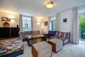 Room - Sophisticated Splendour (London)