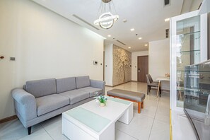 Desk, laptop workspace, free WiFi