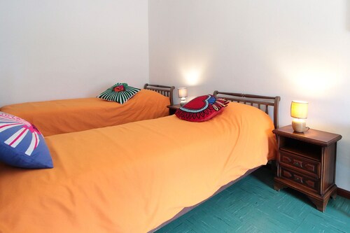 Nice apartment for 5 people with WIFI, A/C, TV, terrace and pets allowed