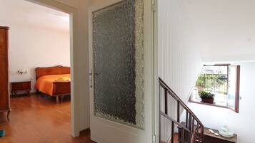 3 Schlafzimmer, BĂŒgeleisen/BĂŒgelbrett, kostenloses WLAN