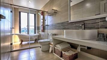 Cribs/infant beds