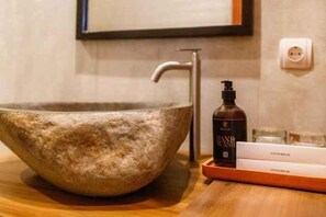 Bathroom - Me Villa Pererenan (Bali)