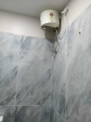 Shower, towels, soap, shampoo