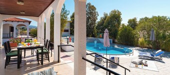 Villas Mina and Studios