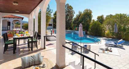 Villas Mina and Studios