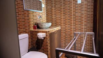 Casa de campo Deluxe | Baño | Regadera, toallas, jabón, shampoo