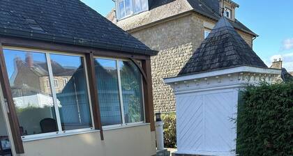 GĂźte de ville, proche le Mont-Saint-Michel