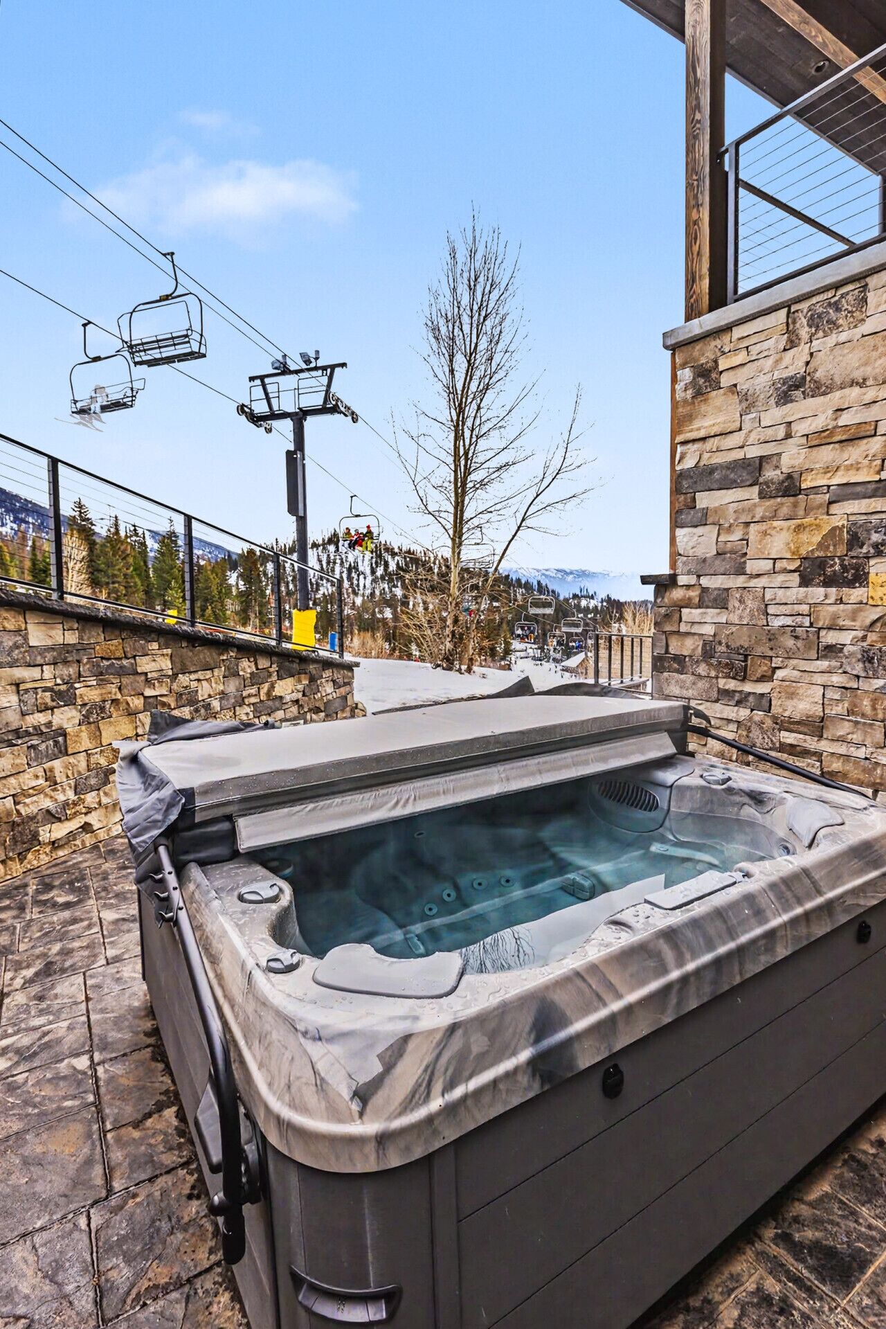 Bain à remous extérieur