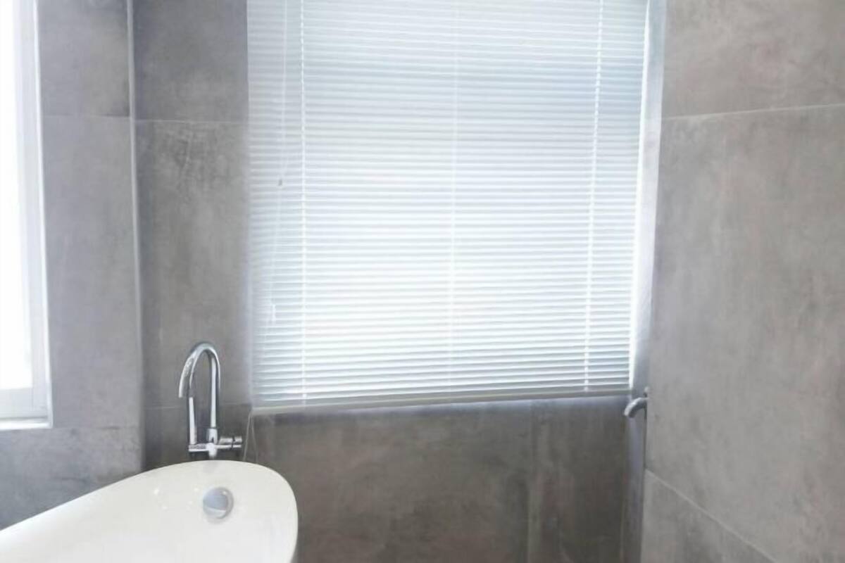 Soundproofing, iron/ironing board