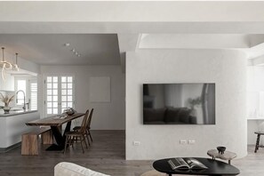TV - Bali Design River View (New Taipei City)