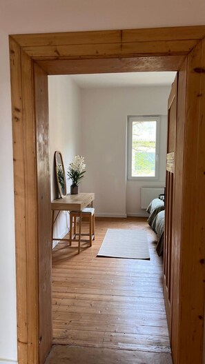 2 Schlafzimmer, Bügeleisen/Bügelbrett, Internetzugang, Bettwäsche