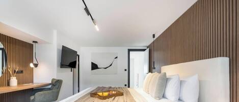 Desk, iron/ironing board, free WiFi, bed sheets