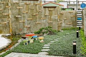 Unclassified image, 3 of 25, button - You Yue B&B (Hualien)