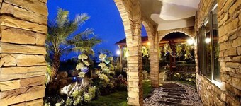 Xin Yuan-My Dream Castle