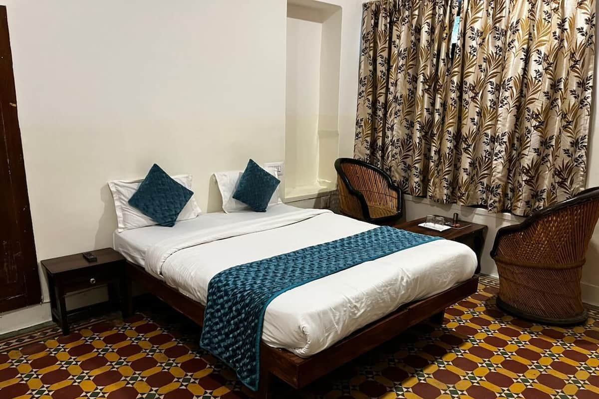 Habitación estándar | Espacio para trabajar con laptop y wifi gratis