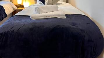 Apartment (Brighton City View 3-Bed Retreat) | 3 bedrooms, free WiFi