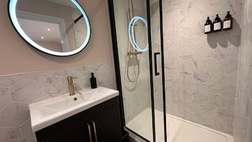 LĂ€genhet (Brighton City View 3-Bed Retreat) | Badrum