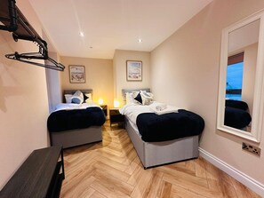 Apartment (Brighton City View 3-Bed Retreat) | 3 bedrooms, free WiFi - Brighton City View 3-bed Retreat (Brighton)
