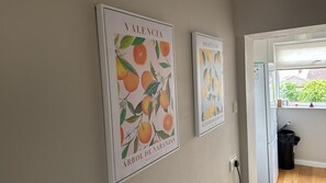 Exterior - Cosy 2 Bedroom Home With Parking Near City Centre (Swansea)