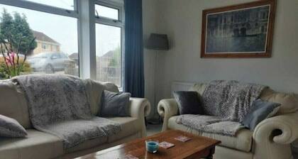 4-bedrooms - Perfect for Those Working in Bridgend