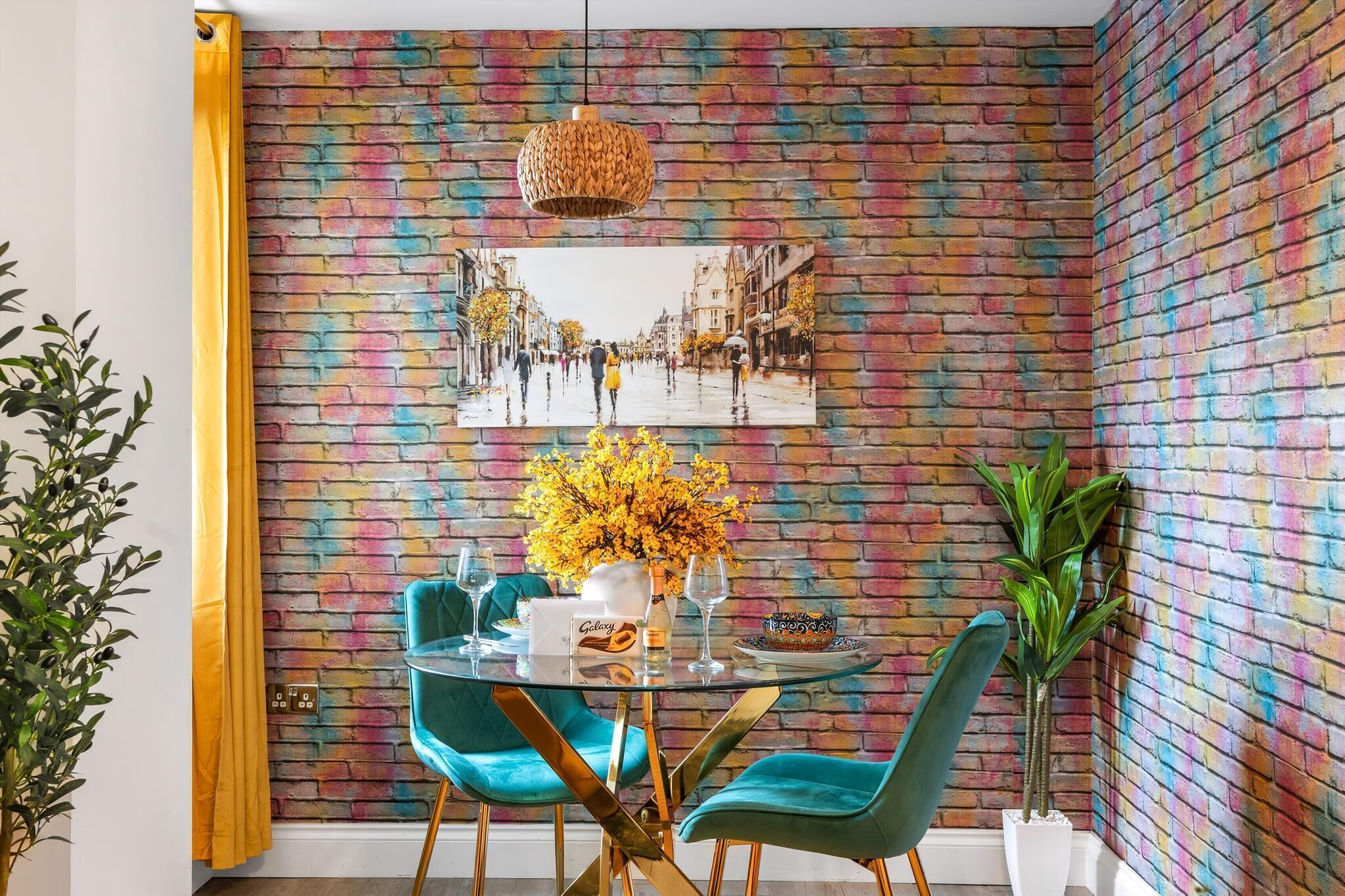 อพาร์ทเมนท์ (Brighton Seaside 1-Bed Retreat near T) | ร้านอาหาร