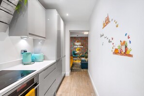 Apartment (Brighton Seaside 1-Bed Retreat near T) | Private kitchen - Brighton Seaside 1-bed Retreat Near The Lanes (Brighton)