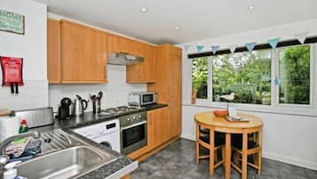 Ferienhaus (Atlantic Reach – Cozy 2-Bed with Pa) | Eigene Küche