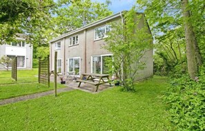 บริเวณภายนอก