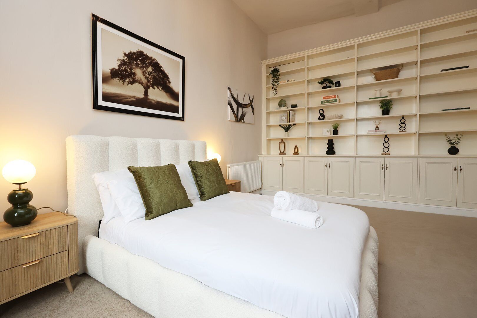 アパートメント (Spacious 3BR Flat in Cowbridge Centre) | 3 室のベッドルーム、WiFi (無料)