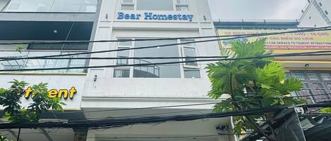 Bagian depan properti