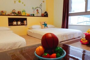 Cots/infant beds - One of seven BnB (Hualien)