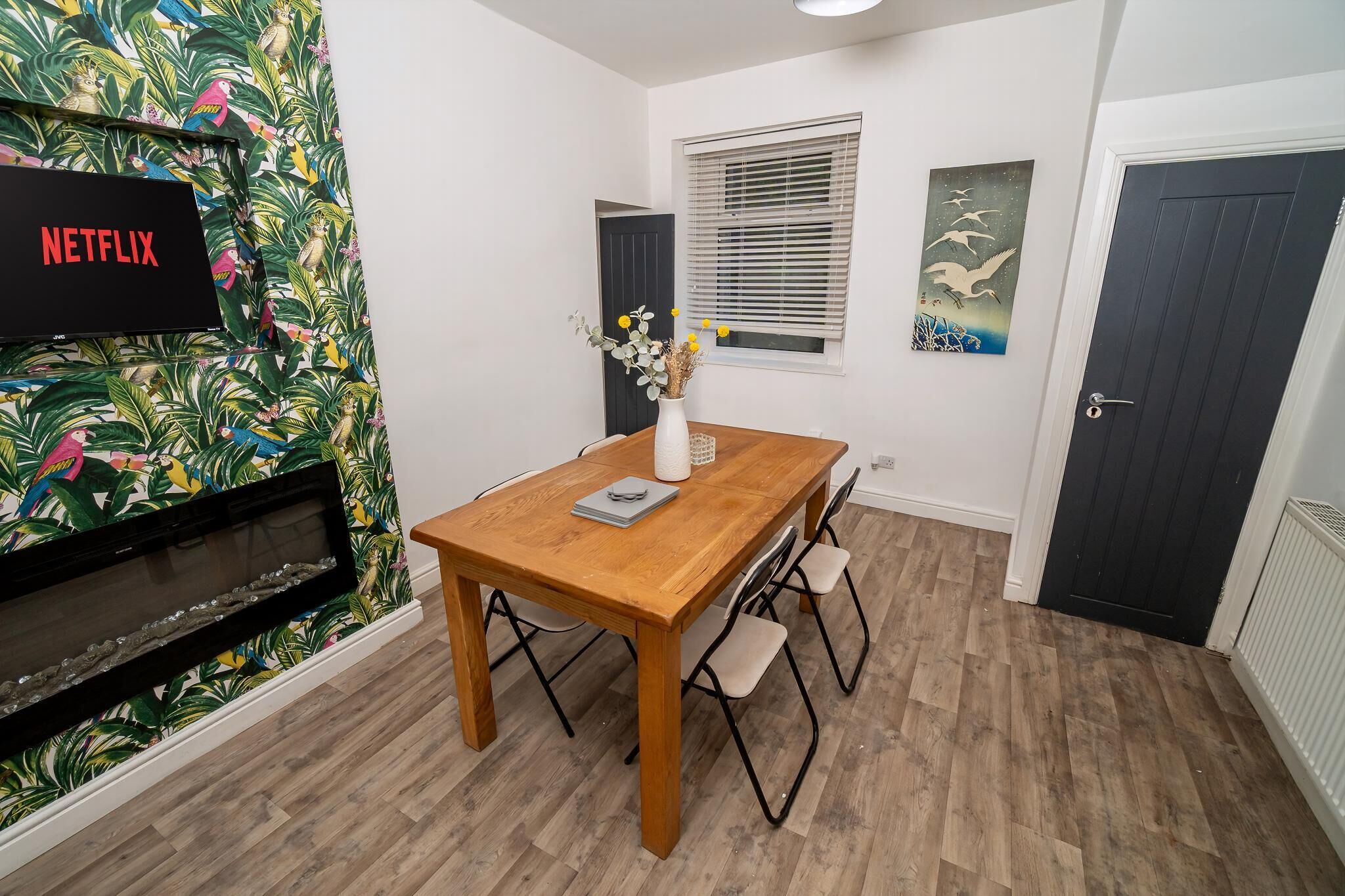 單棟房屋 (Cosy 3-Bed House – Walk to Swansea ) | 用餐區