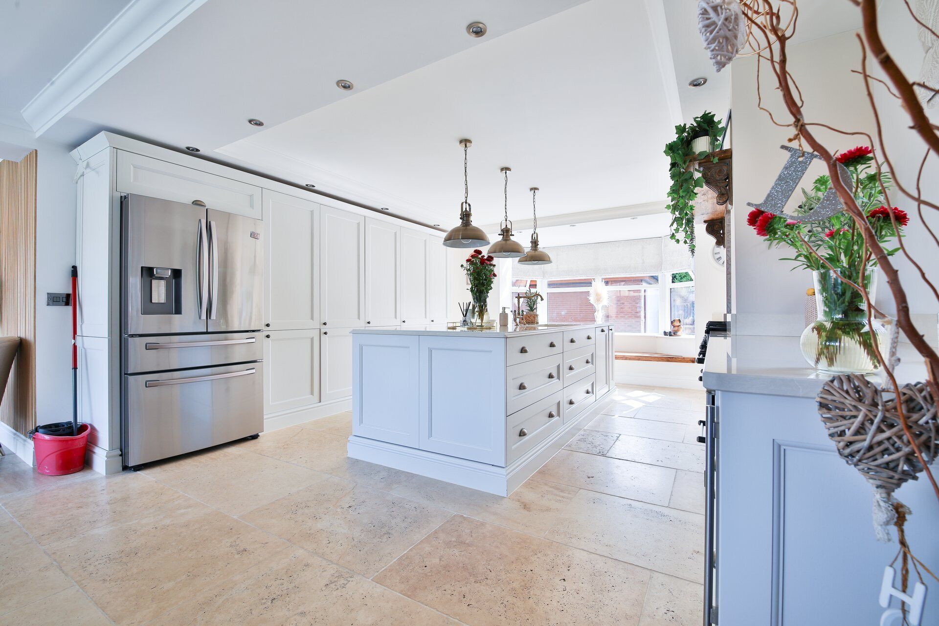 Huis (Modern 5-Bed Retreat with Parking) | Privékeuken