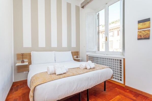 Junior Quadruple Room, Balcony, City View | Desk, free WiFi