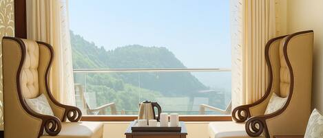 Superior Double Room, Valley View | Balcony