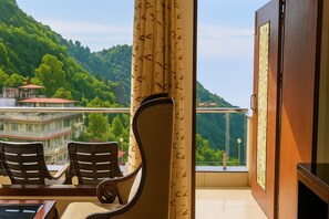高级双人房, 山谷景观 | 阳台景观
