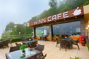 Daily buffet breakfast (INR 350 per person)