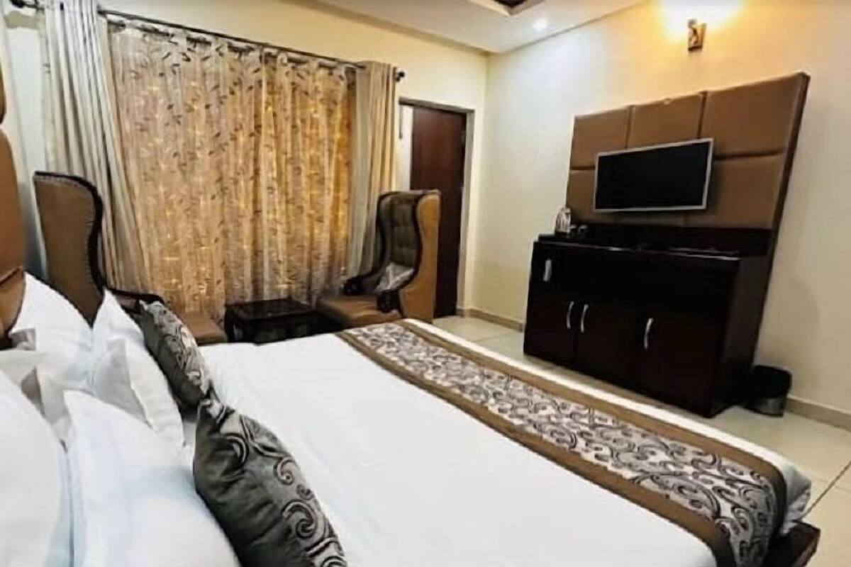 Superior Double Room, Valley View | Free WiFi