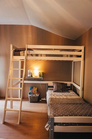 Family Room, Mountain View | Blackout drapes, soundproofing, iron/ironing board, free WiFi