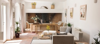 Exclusive Country Villa · Ideal for Large Groups, Families & Events