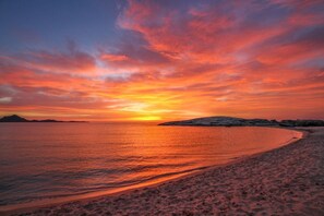 Tæt på stranden