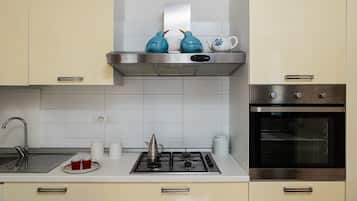 Réfrigérateur, four, plaque de cuisson, lave-vaisselle